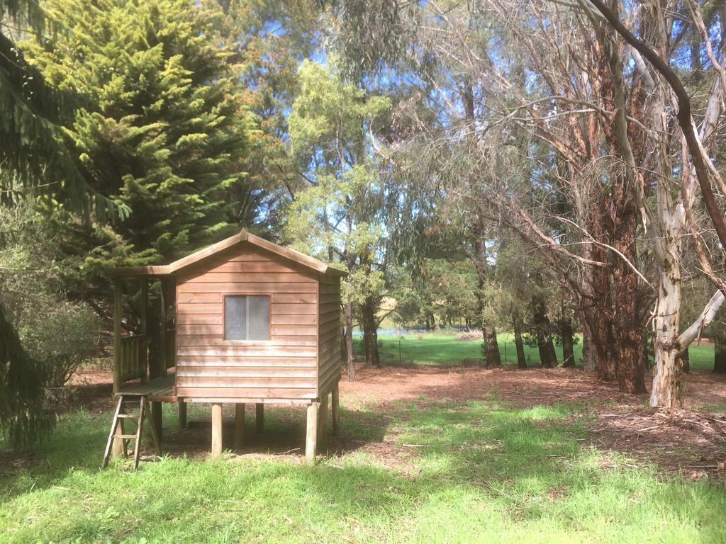 Helen'S Homestead Enfield Екстериор снимка