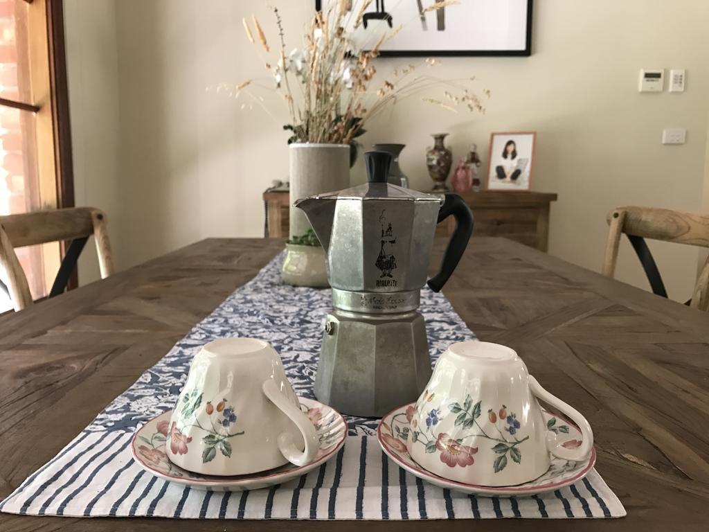 Helen'S Homestead Enfield Екстериор снимка